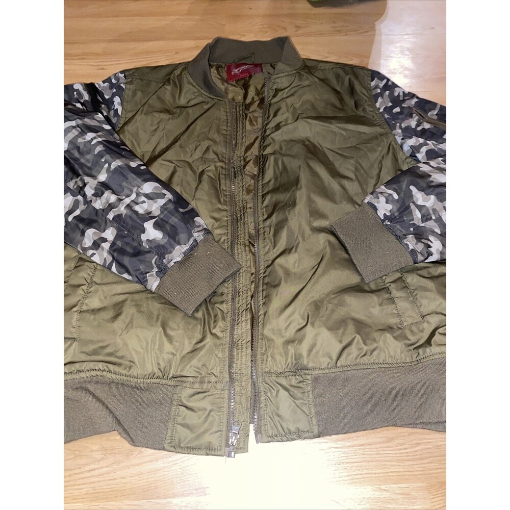 Arizona Jeans Green Camo Jacket Large